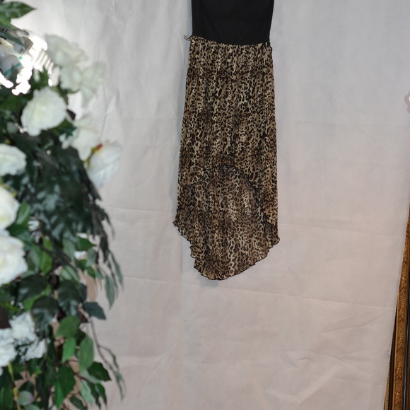 Strapless Animal Print Pleated Dress SZ S Marquis - Picture 2 of 6